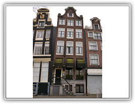 Amsterdam - viele Häuser sind mittlerweile sehr schief
