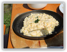 Lärchenhütte - Mittagessen (Käsespätzle)