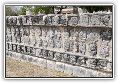 Chichén Itzá - Plattform der Adler
