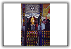 Sri Lanka - hier wird ein Backenzahn Buddhas aufbewahrt