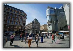Stephansplatz mit Haas-Haus